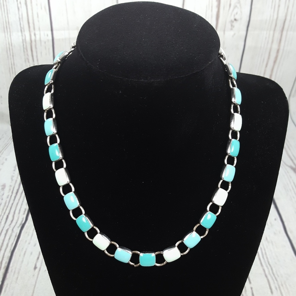 Vtg Liz Claiborne Turquoise Necklace